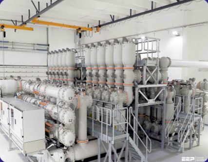 EHV gas-insulated switchgear